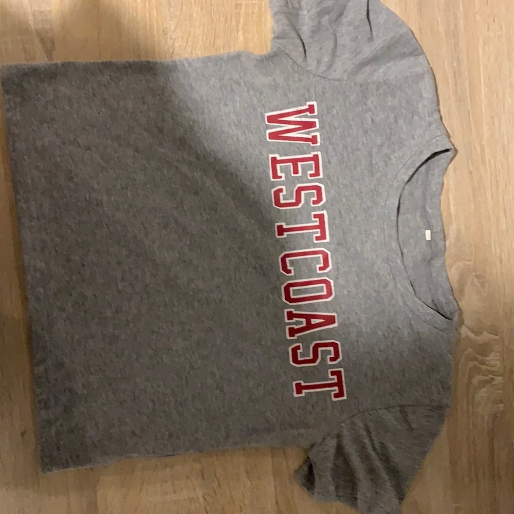 cropped t-shirt